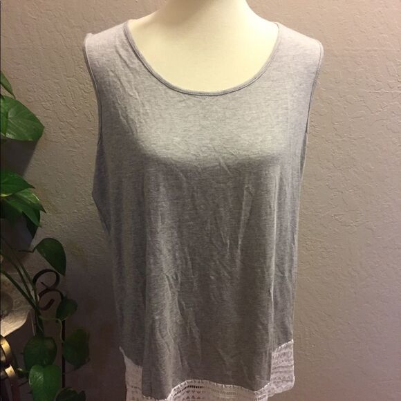 Guiliana Gray & White Lace Sleeveless Shirt Size Large-NWOT - Picture 1 of 7